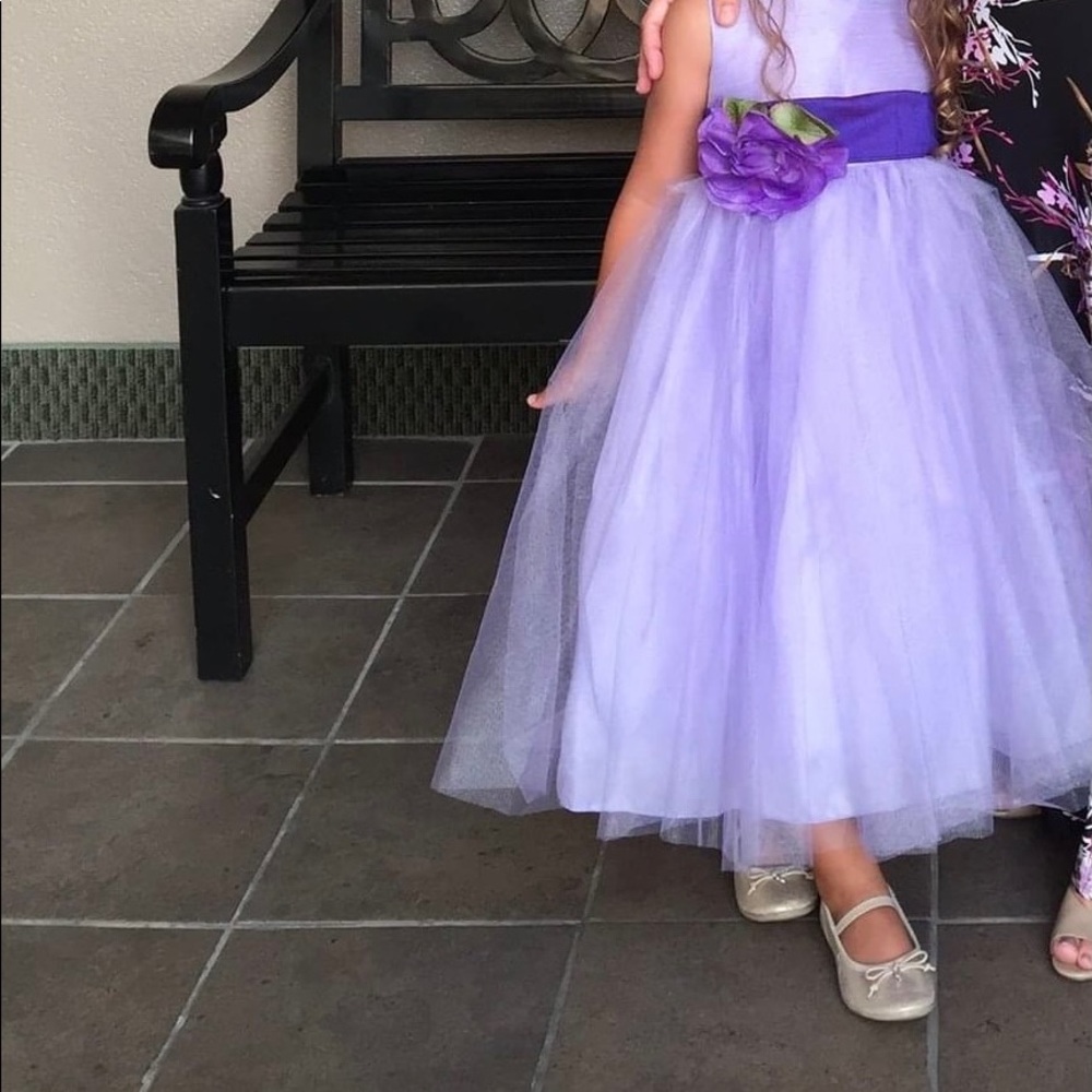 Purple Flower Girl dress. Size 4T. EUC